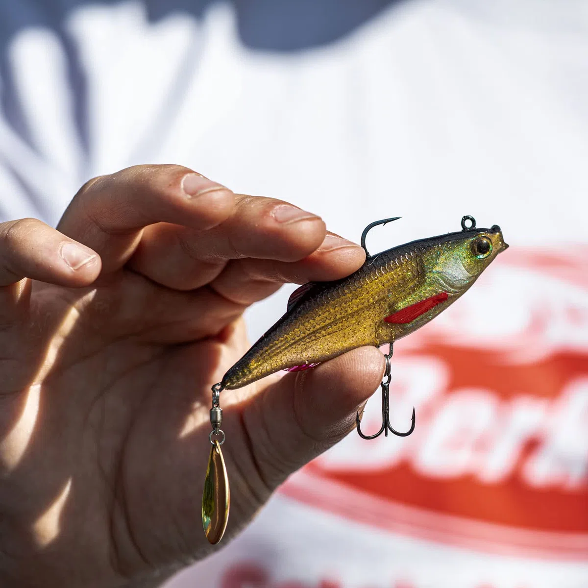 Berkley Pulse Realistic Roach Flash - Soft Rubber fishing lures with spinner blade tail and razor sharp hooks. Lures for fishing for perch, zander, pike and bass. Ready to fish spinning lures.