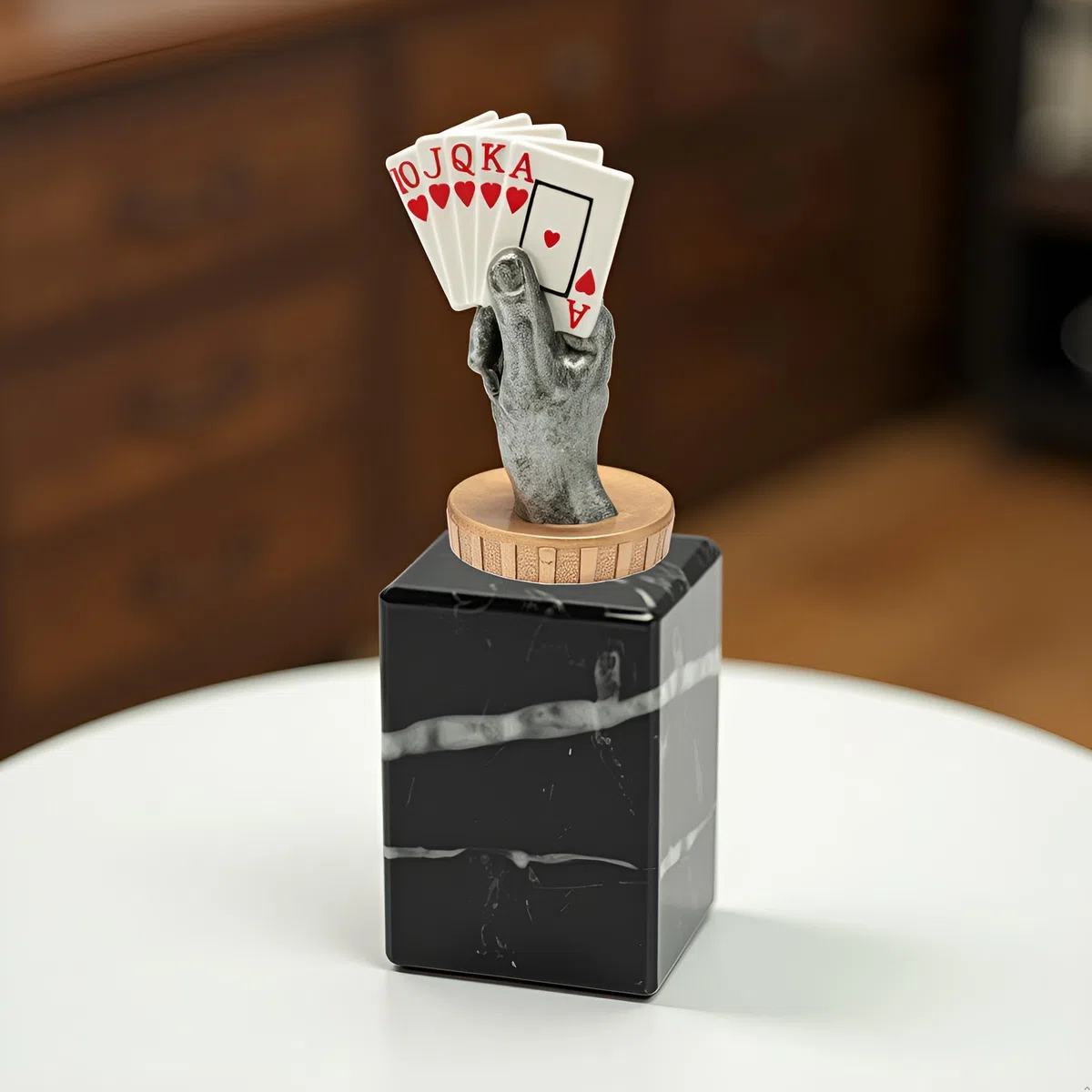 Generico Trofeo Premio Poker, Burraco, Scala 40, Briscola – Coppa Personalizzabile con Targa – Idea Regalo Tornei, Eventi e Competizioni (Colore, h15,5cm)